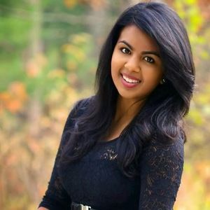 Meet your Posher, Azmina